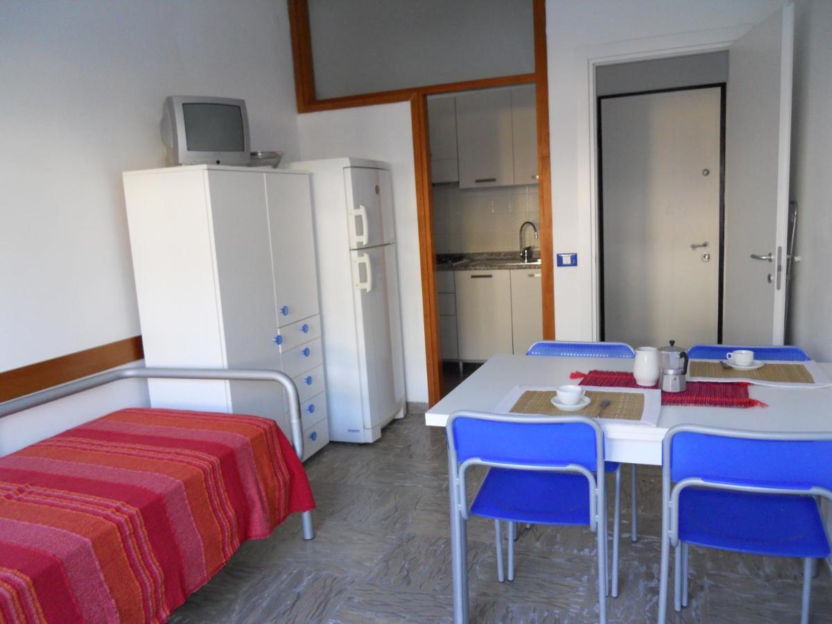 ביביונה Residence Pineda מראה חיצוני תמונה